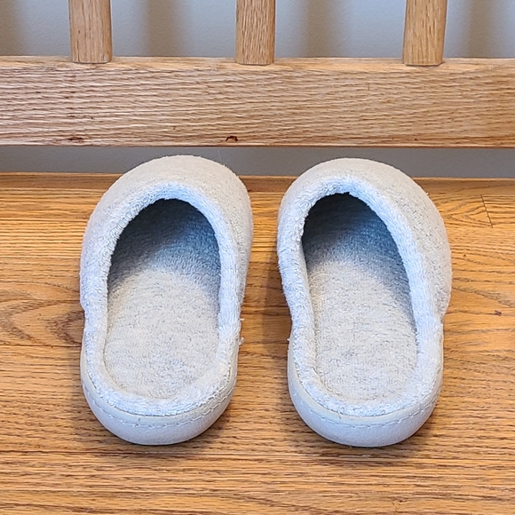 Isotoner slippers - Picture 3 of 6